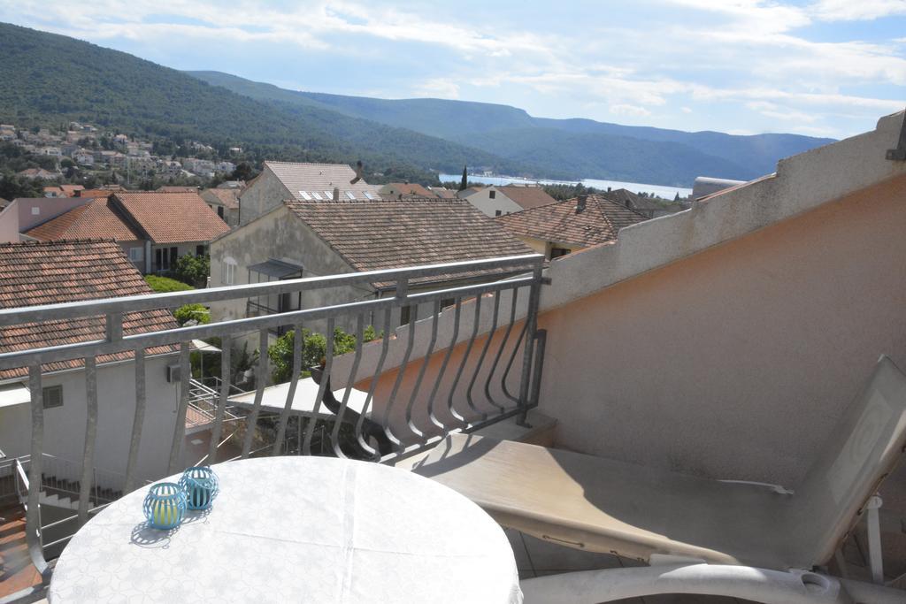 Apartments Bakuk Stari Grad  Exterior photo